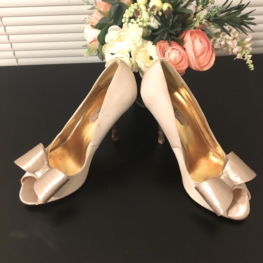 Gorgeous heel